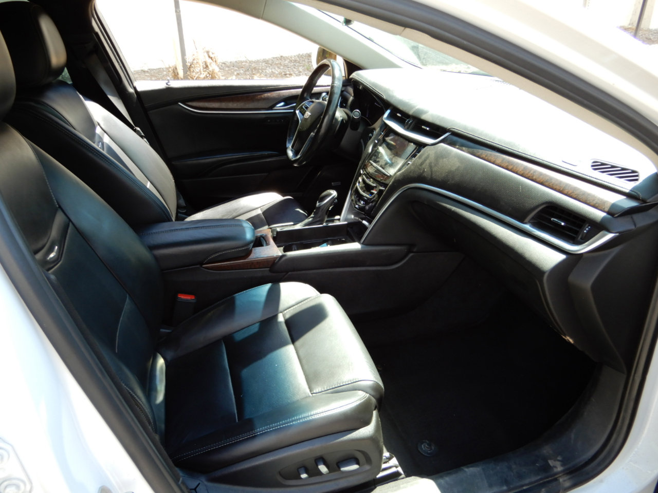 Used 2019 Cadillac XTS Luxury image 10