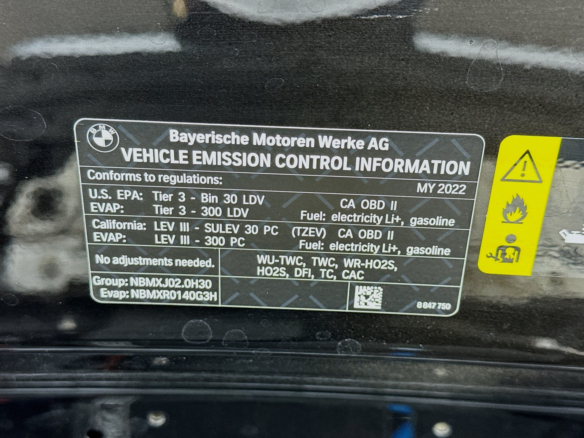 Used 2022 BMW 330e RWD image 21