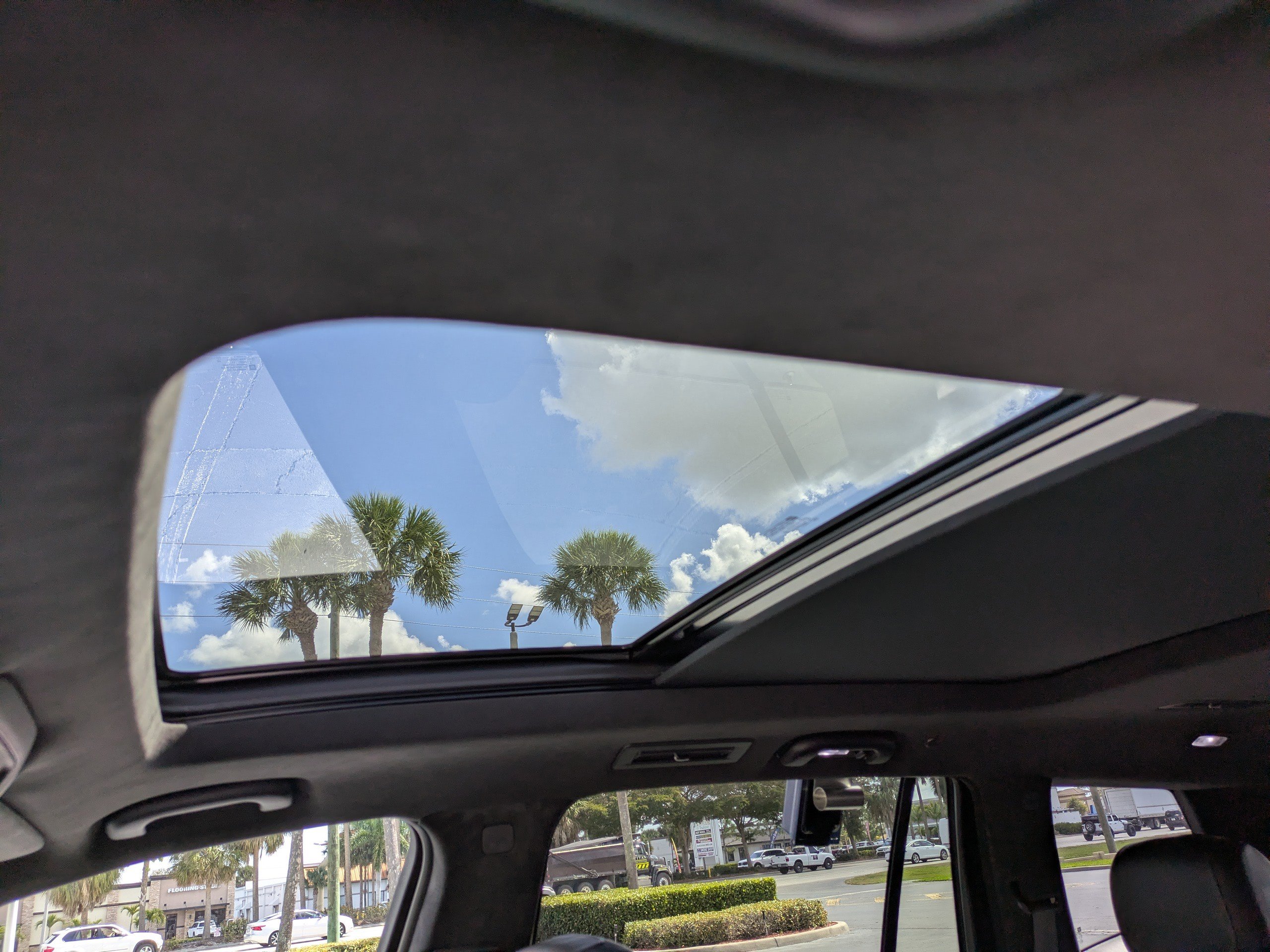 Certified 2023 Cadillac XT6 Premium Luxury w/ Platinum Package image 20