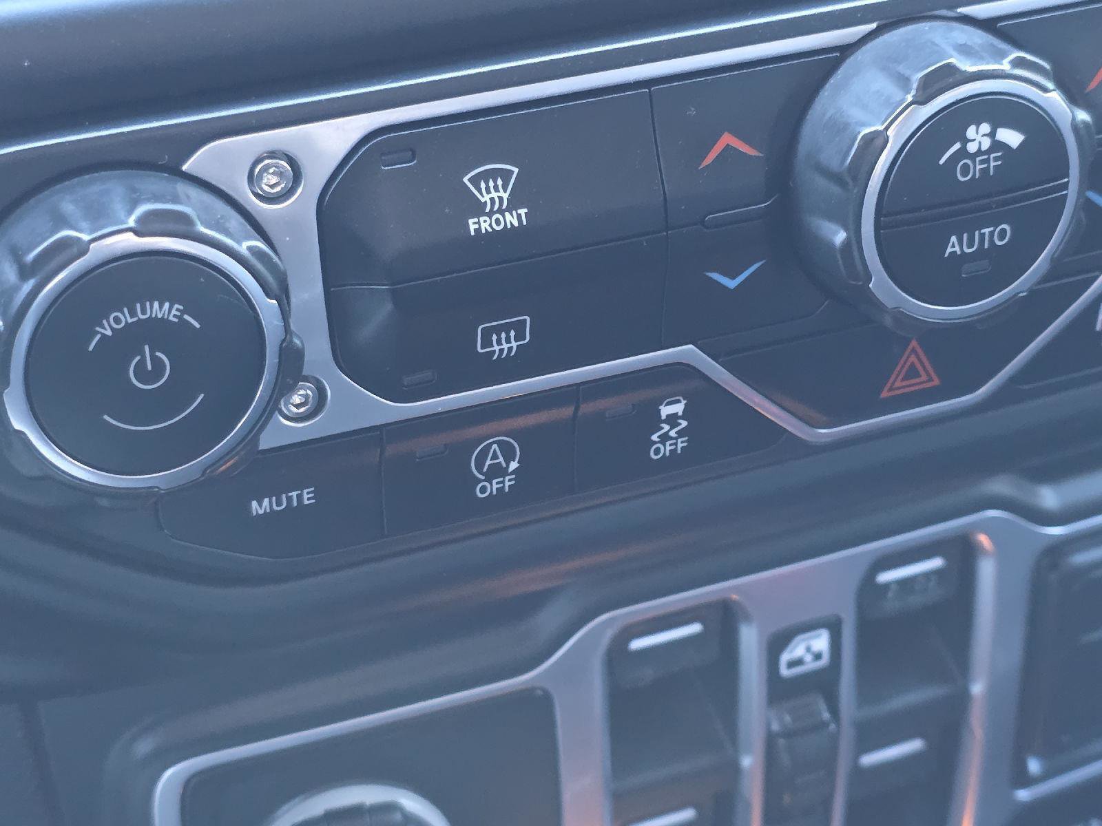 Used 2018 Jeep Wrangler Unlimited Rubicon image 22