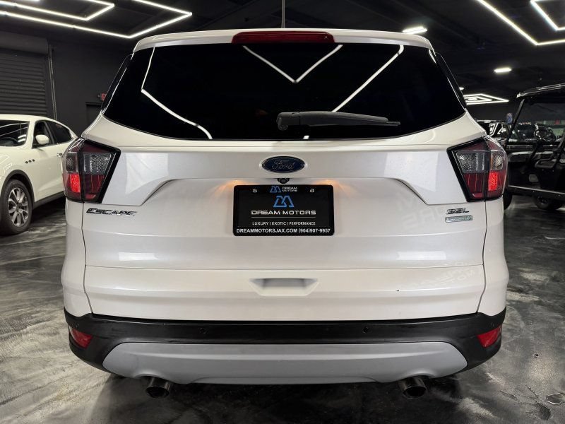 Used 2018 Ford Escape SEL FWD image 6