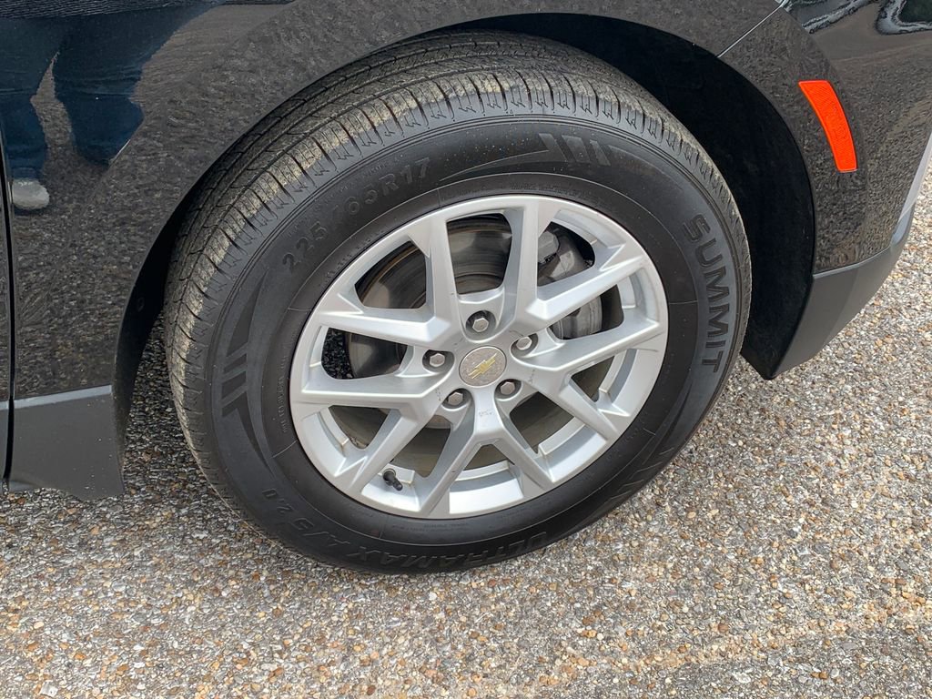 Used 2022 Chevrolet Equinox LT FWD image 3