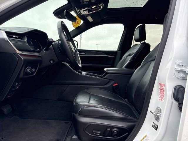 Used 2021 Jeep Grand Cherokee L Overland image 10