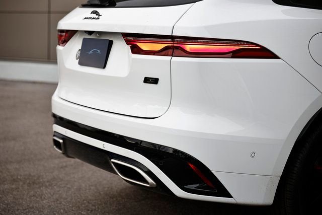 New 2026 Jaguar F-PACE R-Dynamic S AWD/4WD image 11