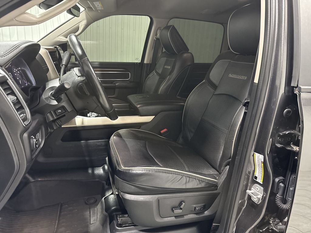 Used 2023 RAM 4500 Laramie AWD/4WD image 20