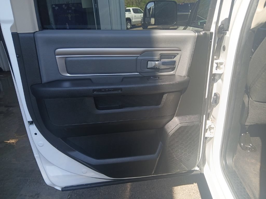 Used 2023 RAM 1500 Classic SLT w/ Trailer & Traction Group AWD/4WD image 35