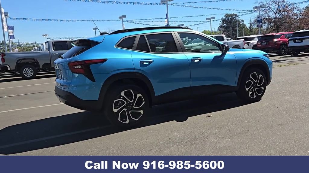 New 2026 Chevrolet Trax RS w/ Sunroof Package image 11
