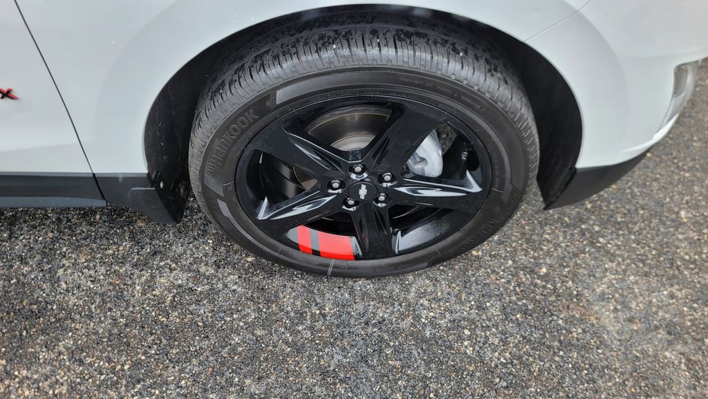 Certified 2021 Chevrolet Equinox Premier w/ Redline Edition image 15