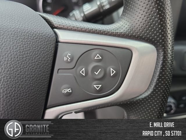 Used 2024 GMC Terrain SLE image 32