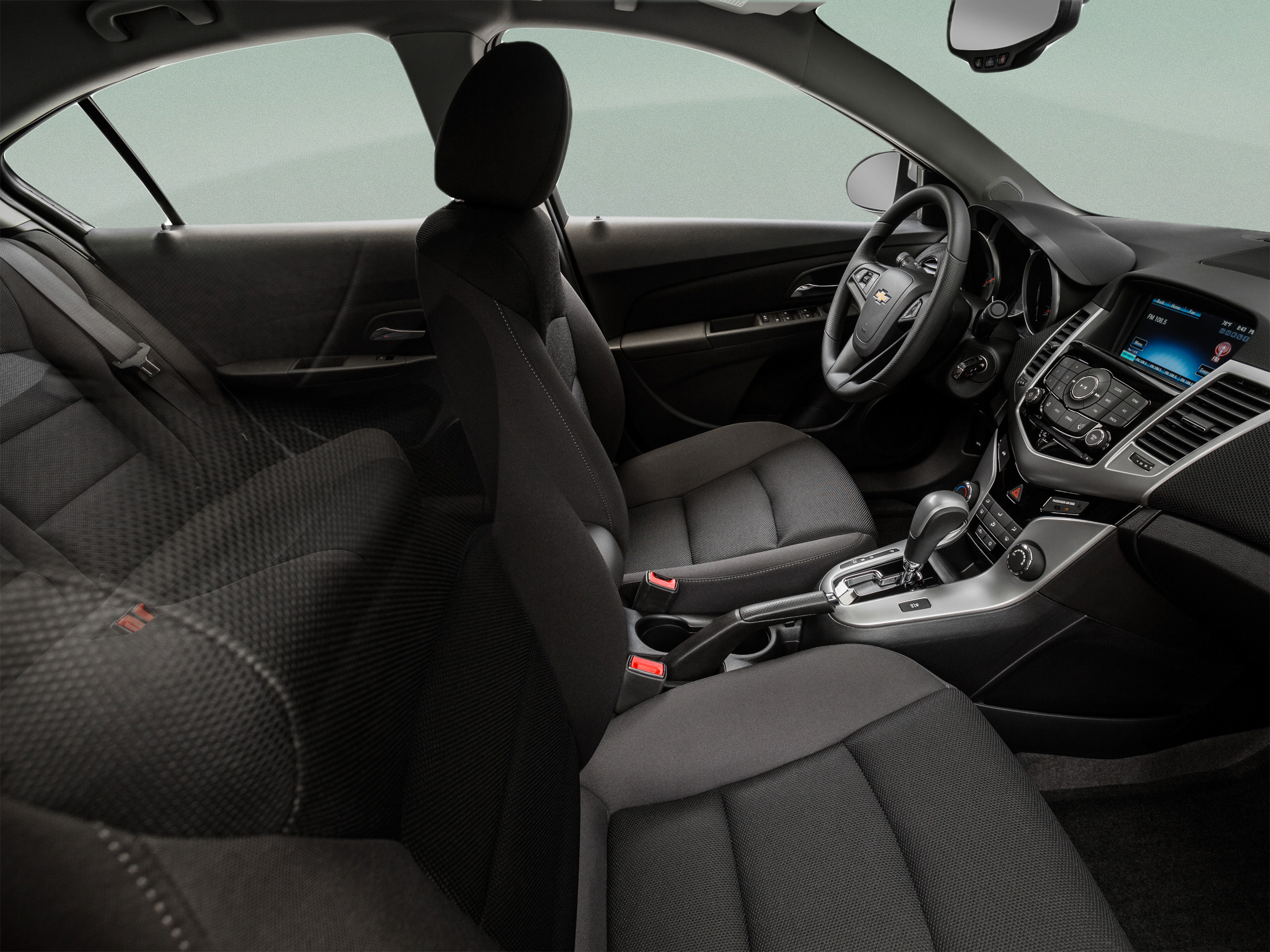 Used 2015 Chevrolet Cruze LT w/ Technology Package FWD image 39