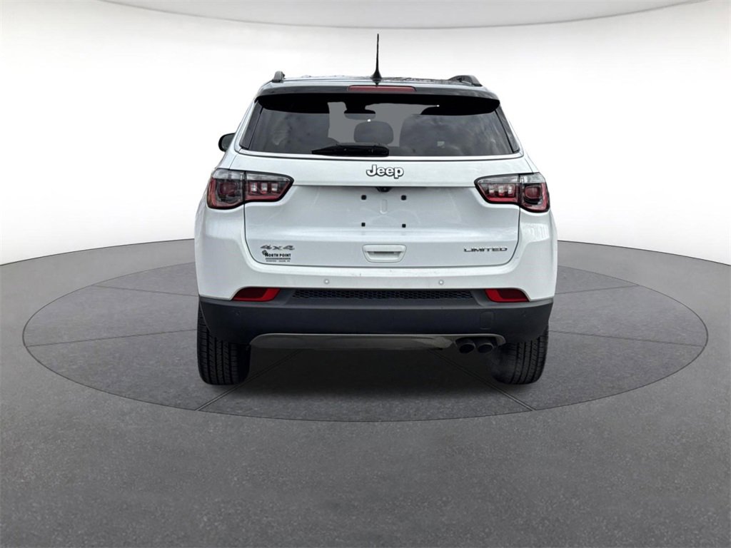 Used 2022 Jeep Compass Limited image 4
