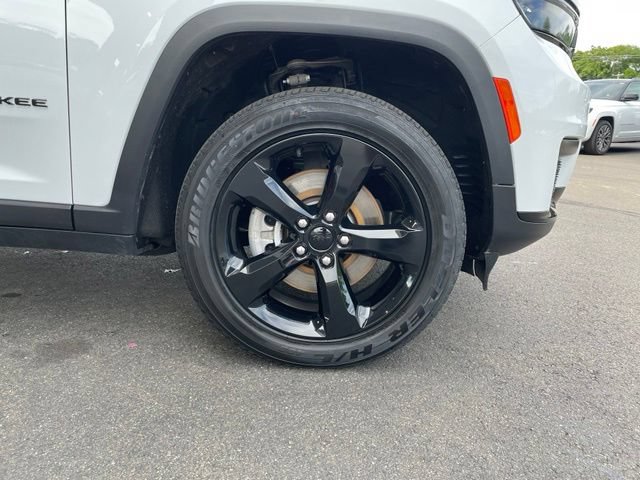 Used 2023 Jeep Grand Cherokee L Altitude AWD/4WD image 37