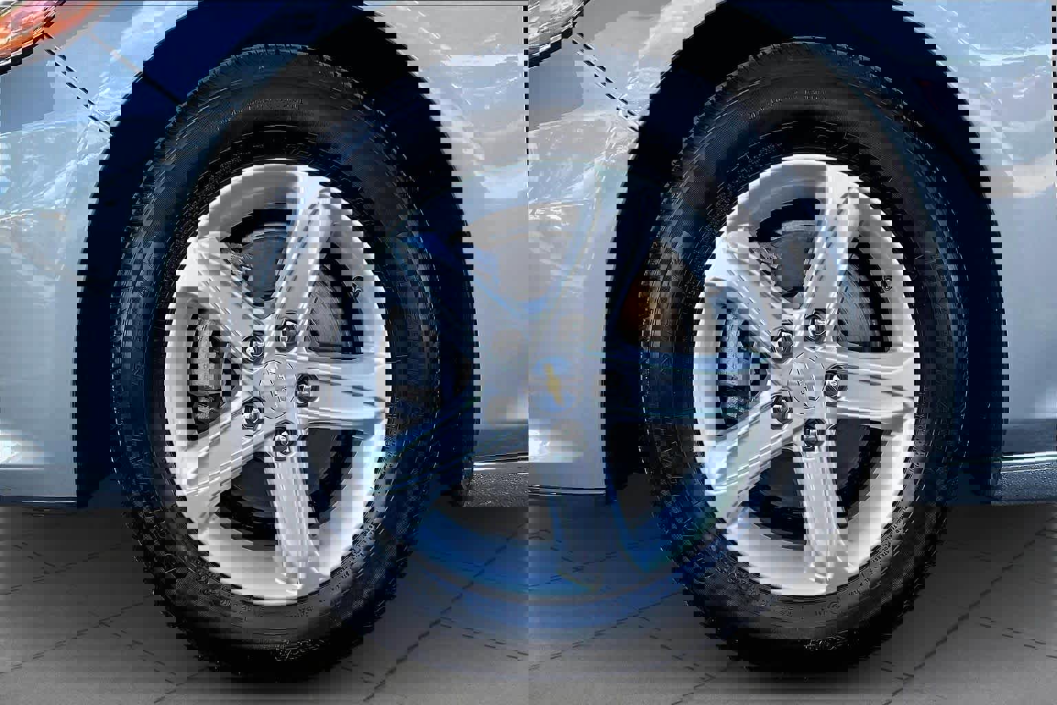 Used 2024 Chevrolet Malibu LT image 9