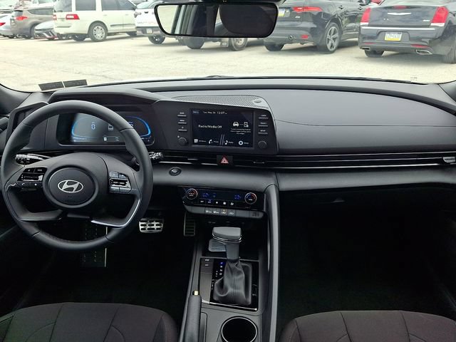 New 2026 Hyundai Elantra Sport FWD image 10
