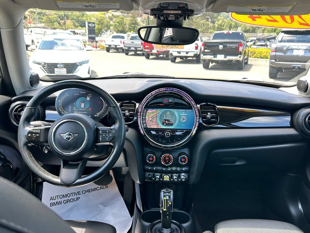Used 2024 MINI Cooper SE FWD image 32
