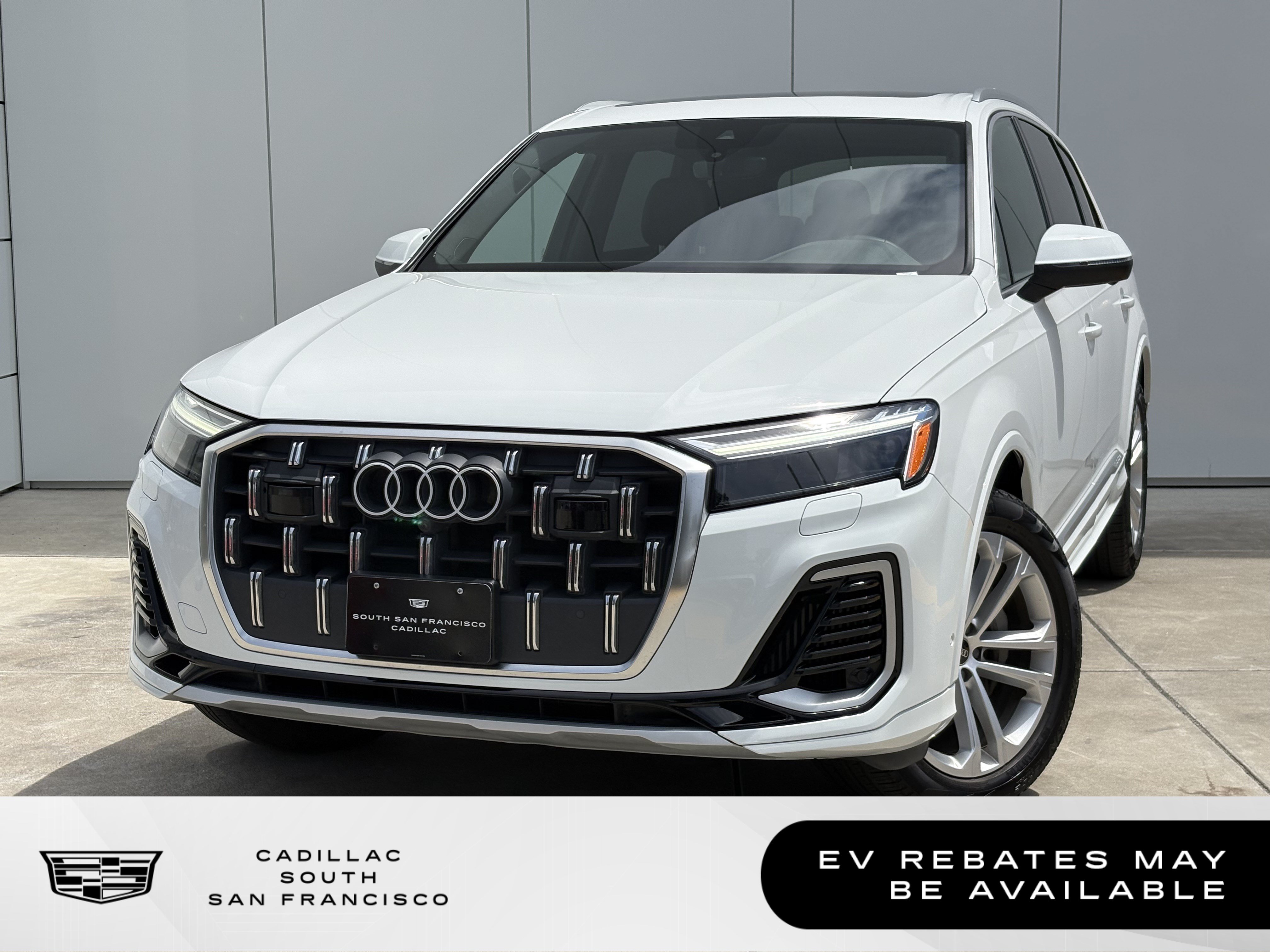 Used 2025 Audi Q7 3.0T Premium Plus