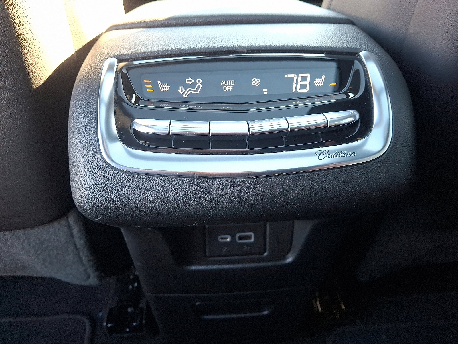 Certified 2022 Cadillac XT6 Premium Luxury w/ Technology Package image 11