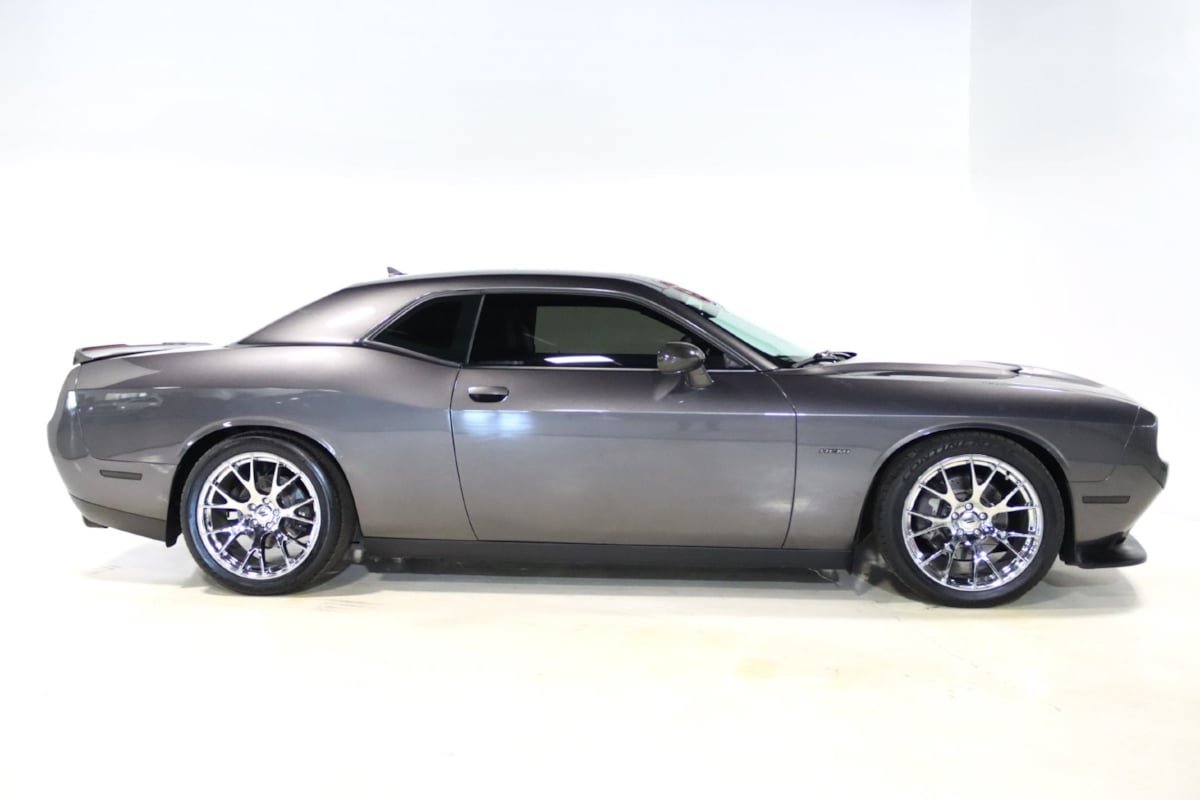 Used 2018 Dodge Challenger R/T Plus RWD image 5