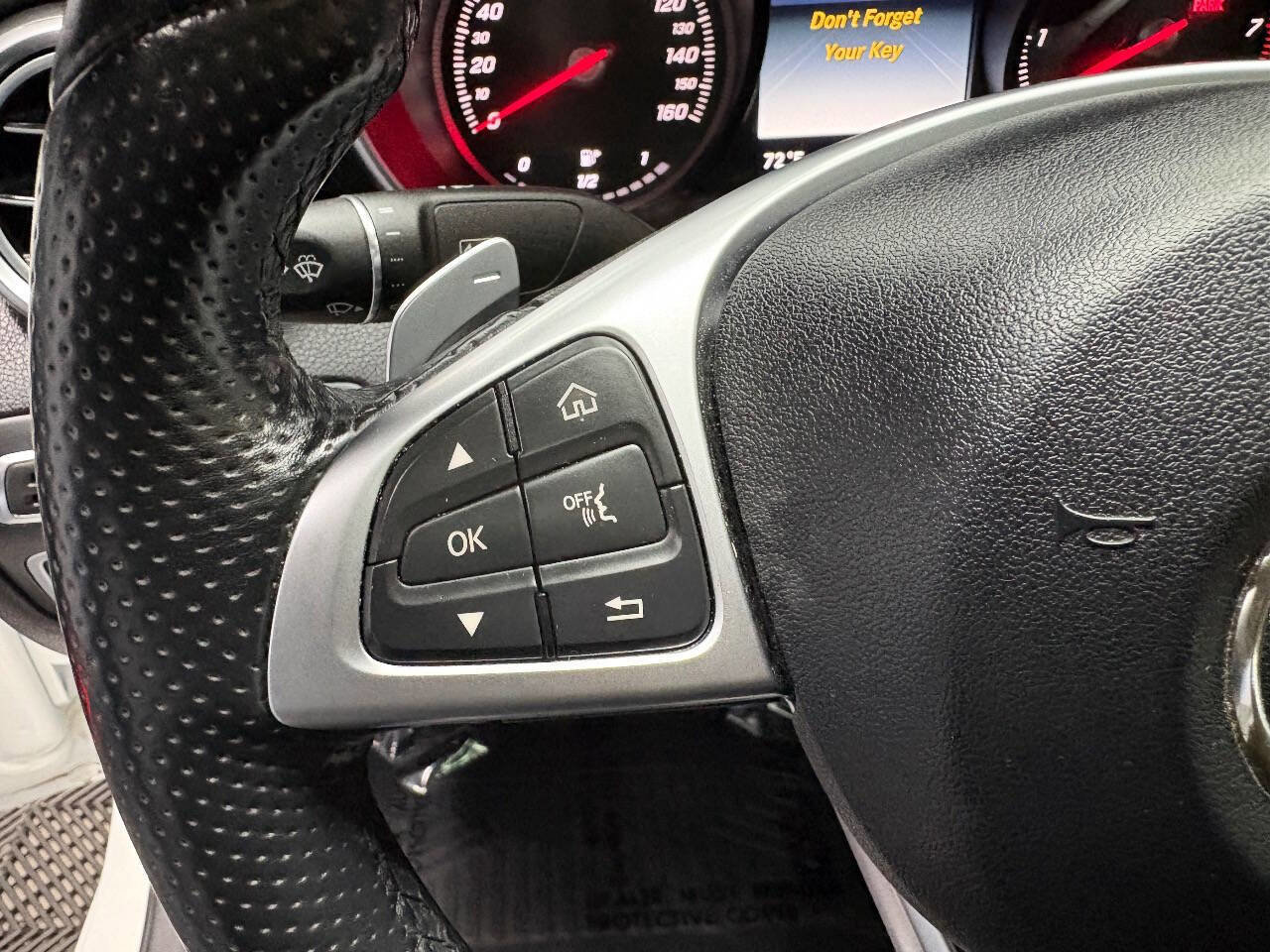 Used 2016 Mercedes-Benz C 300 Luxury image 27