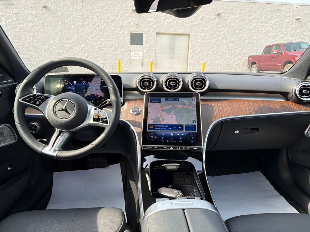 Used 2025 Mercedes-Benz C 300 4MATIC Sedan image 22