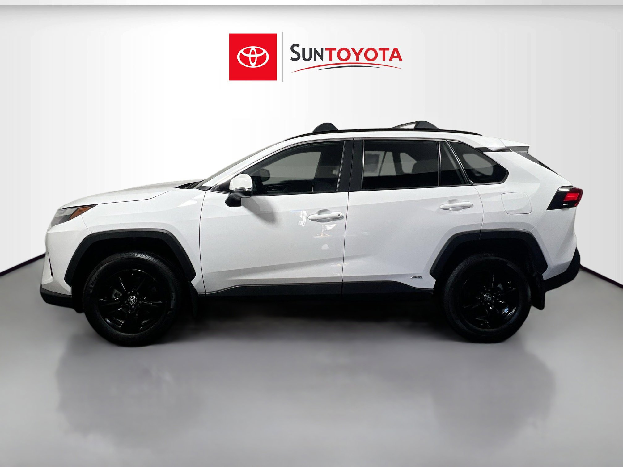Used 2024 Toyota RAV4 XLE image 7