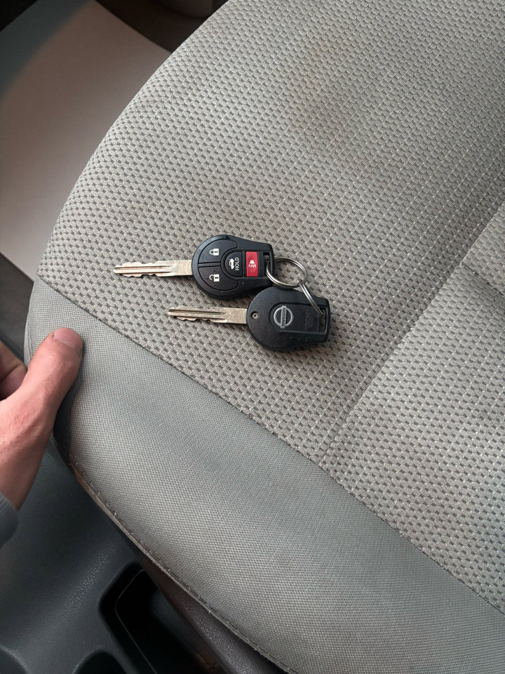 Used 2015 Nissan Versa SV image 10