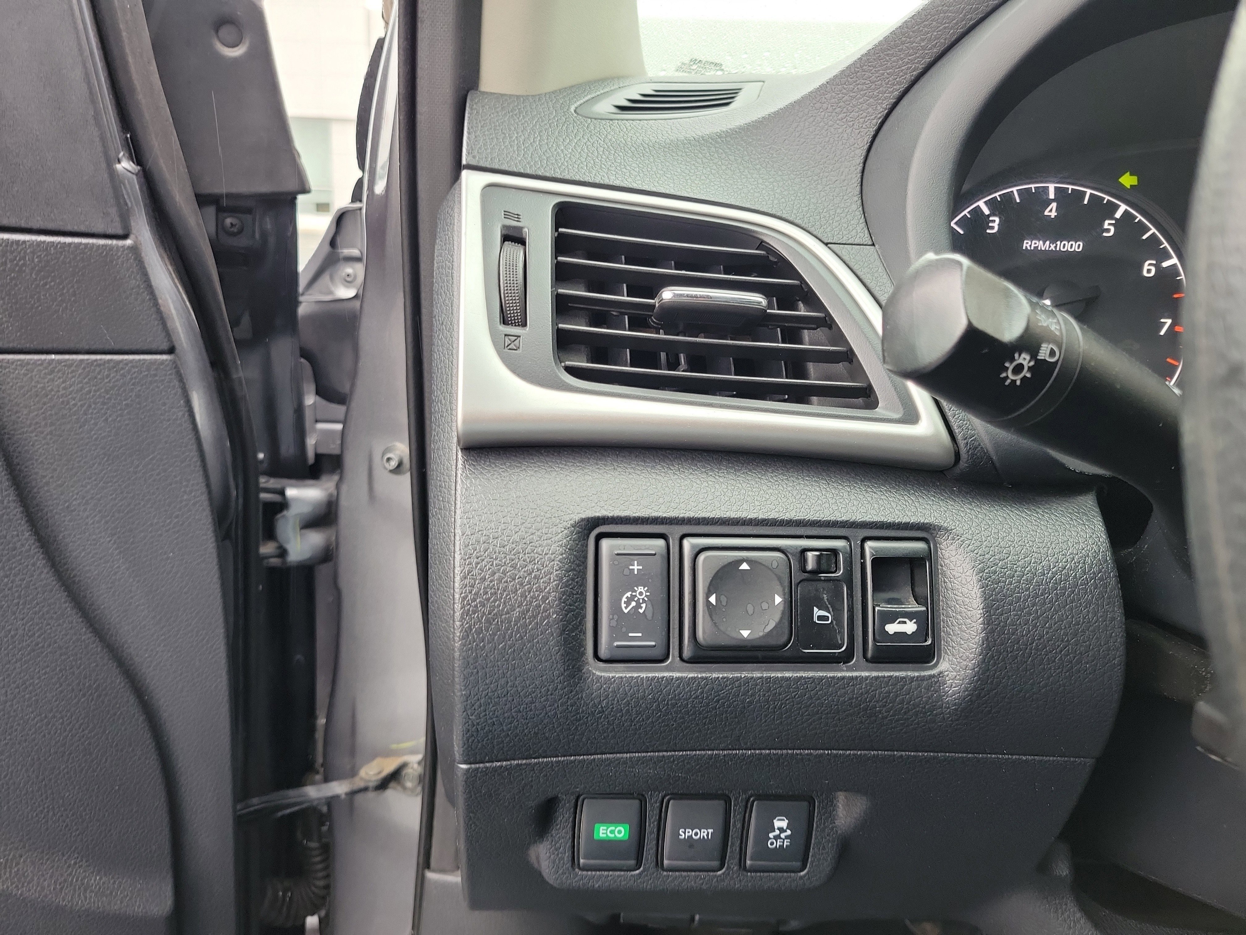 Used 2017 Nissan Sentra S FWD image 20