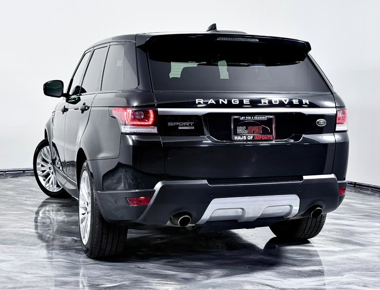 Used 2017 Land Rover Range Rover Sport HSE AWD/4WD image 9