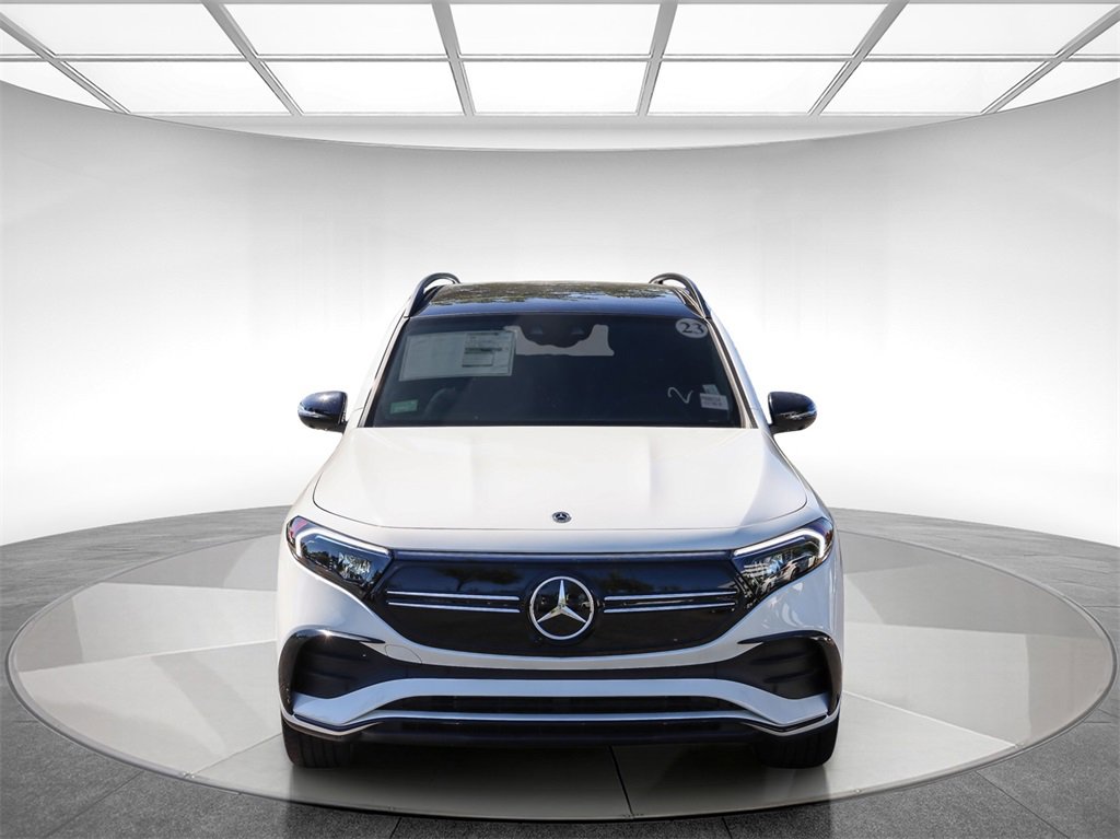 Used 2023 Mercedes-Benz EQB 300 4MATIC image 6