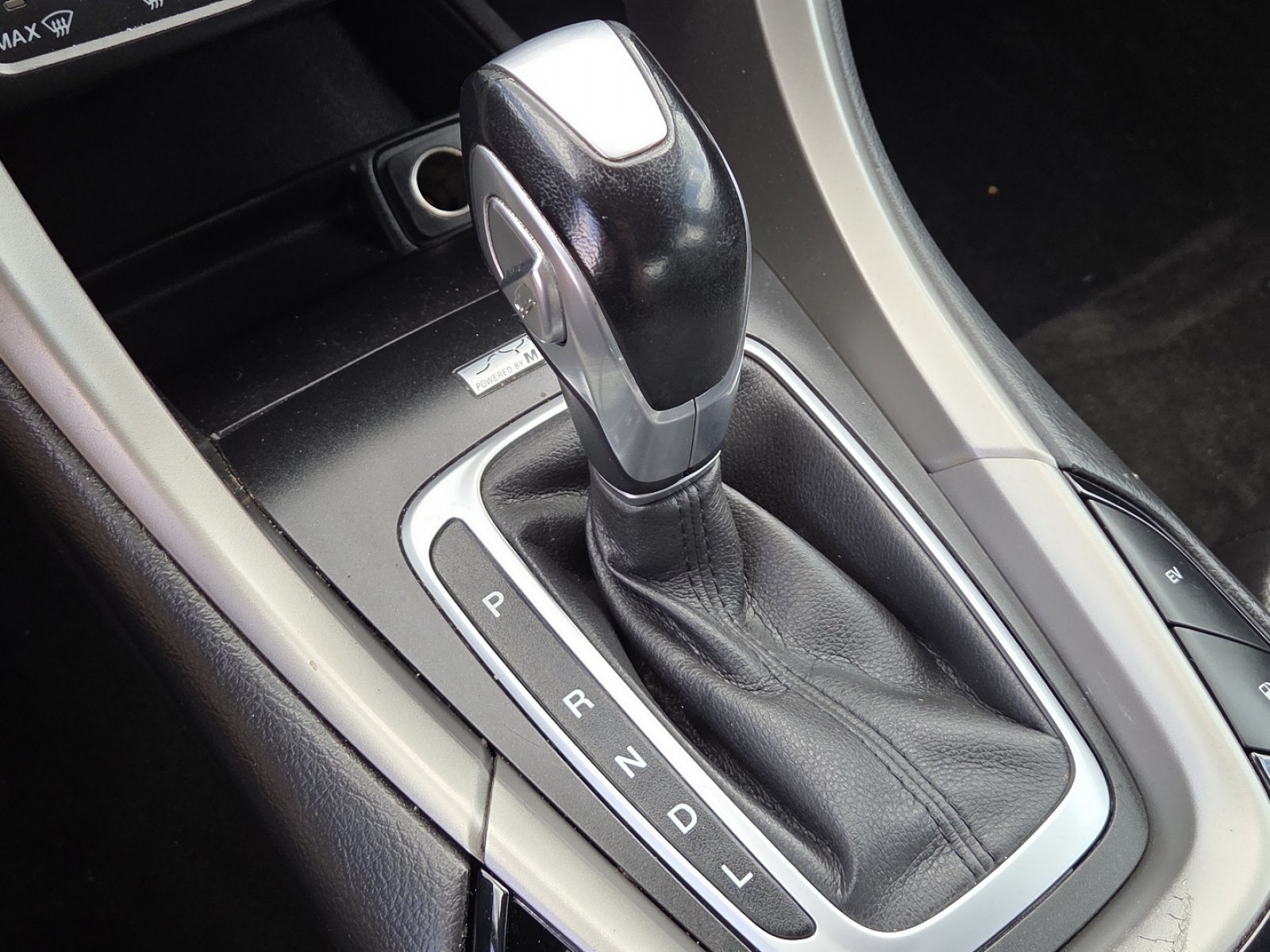 Used 2013 Ford Fusion Energi SE FWD image 29