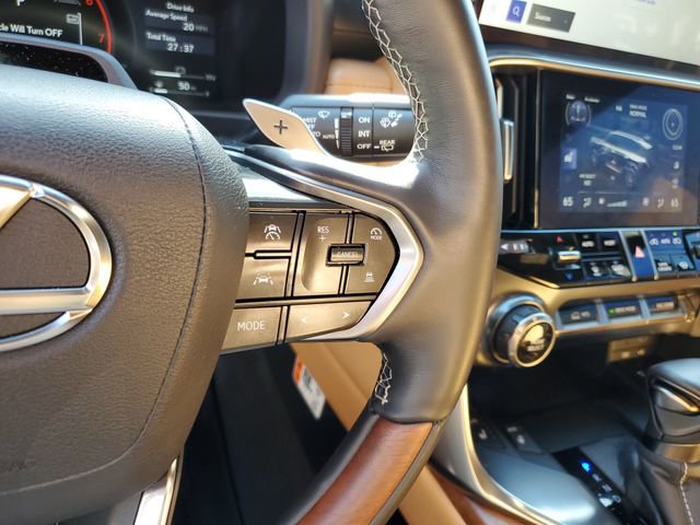 Used 2025 Lexus LX 600 4WD w/ Luxury Package image 26