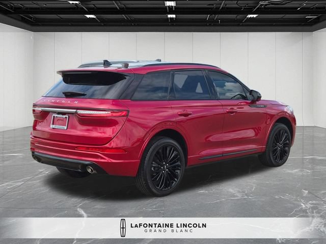 Used 2024 Lincoln Corsair Reserve w/ Equipment Group 201A AWD/4WD image 5