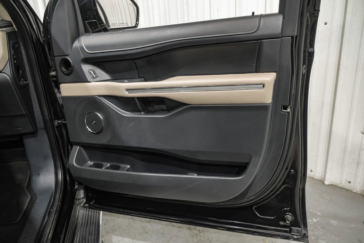 Used 2022 Ford Expedition Max Limited image 46