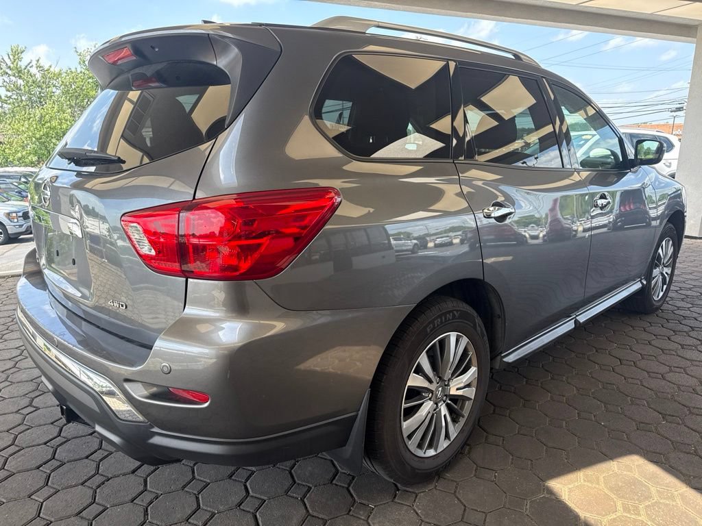 Used 2019 Nissan Pathfinder S AWD/4WD image 6