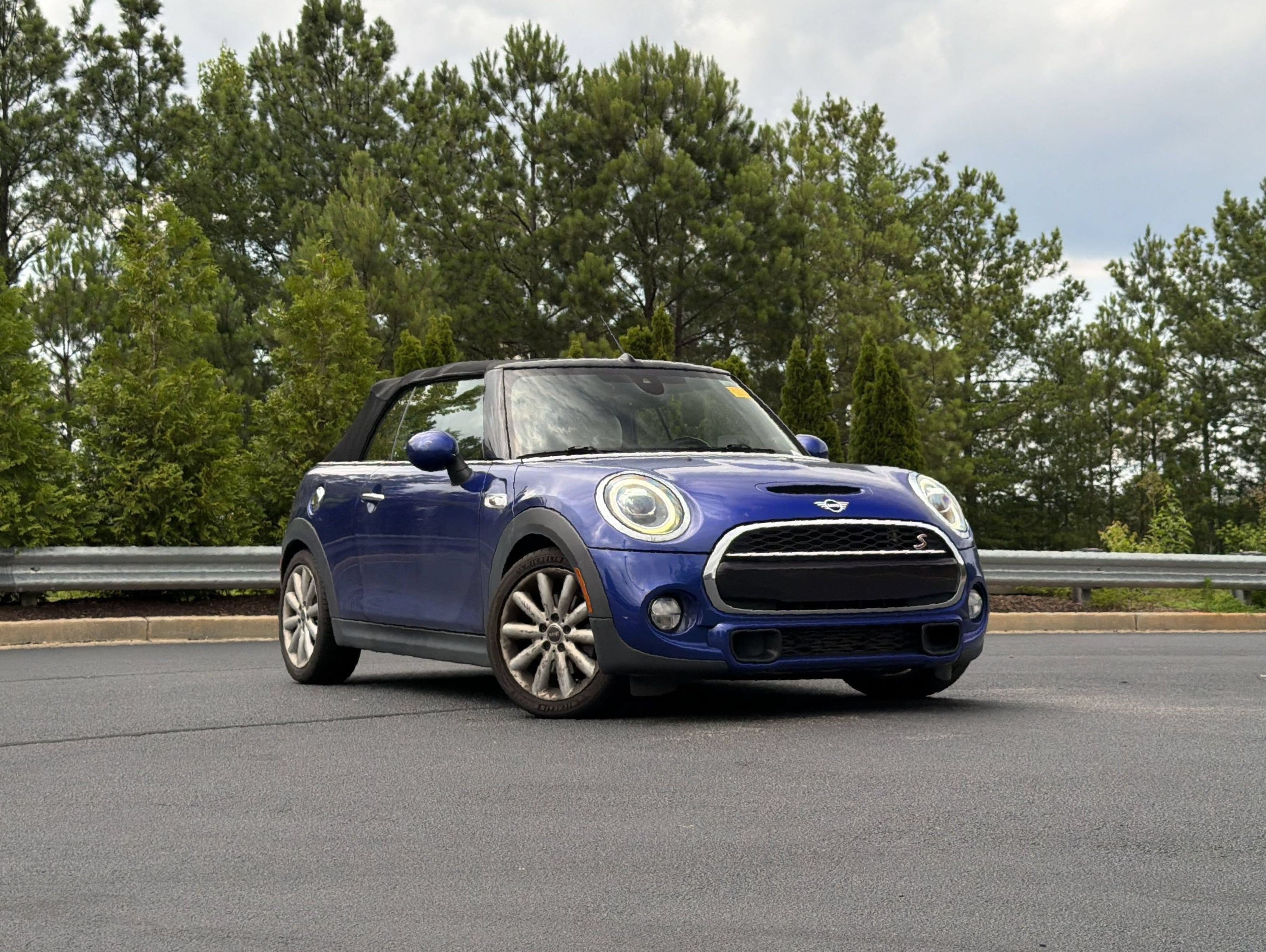 Used 2019 MINI Cooper S FWD video 2
