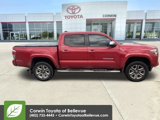 Used 2019 Toyota Tacoma Limited AWD/4WD image 4