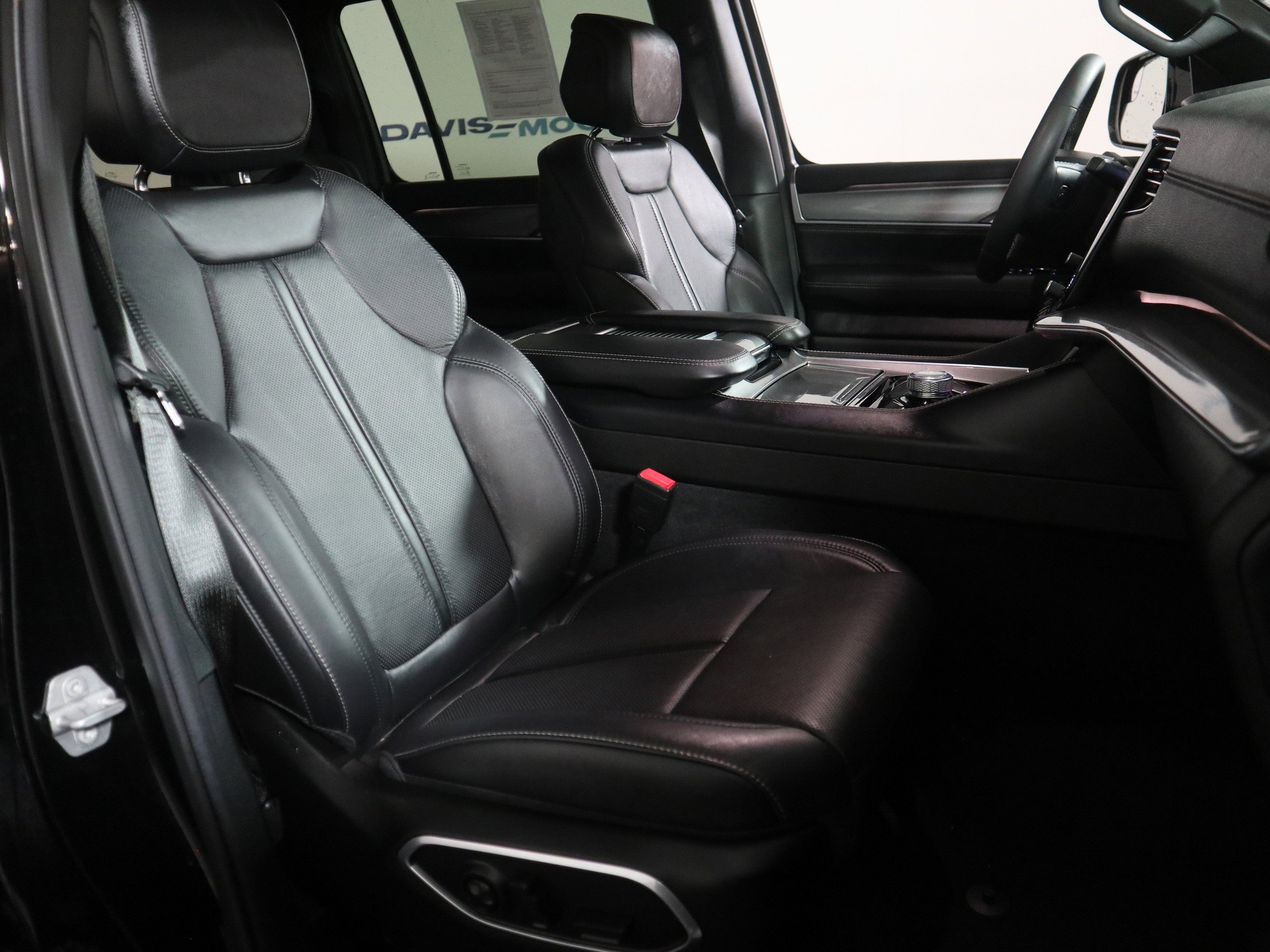 Used 2022 Jeep Wagoneer Series II image 20