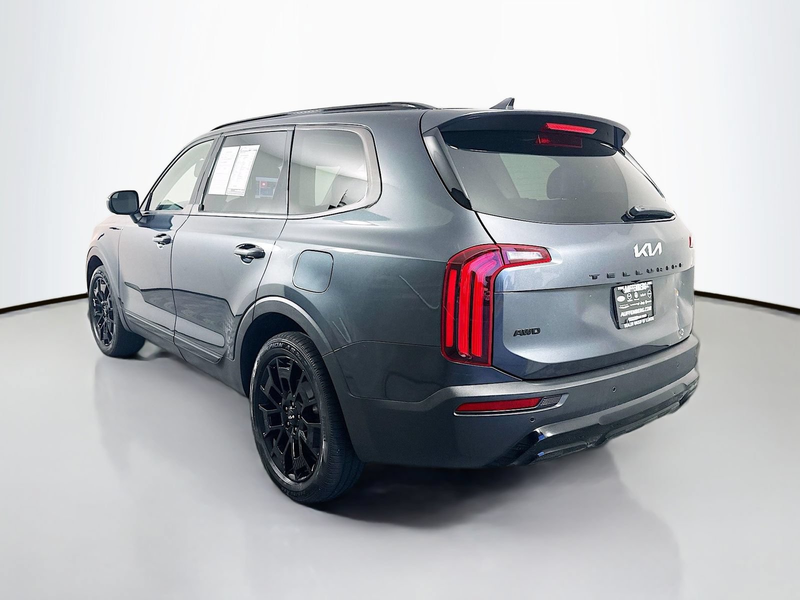 Used 2022 Kia Telluride EX w/ EX Premium Package AWD/4WD image 5