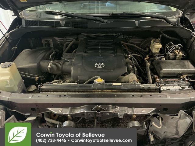 Used 2011 Toyota Tundra 4x4 CrewMax image 14