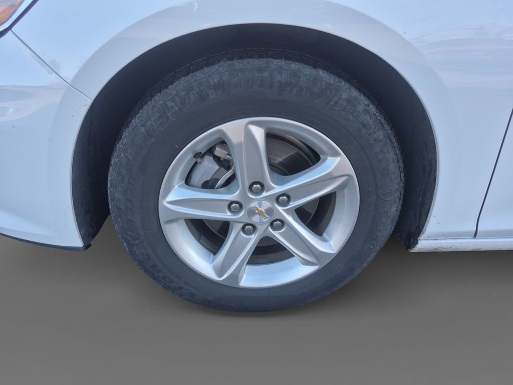 Used 2024 Chevrolet Malibu LT image 13