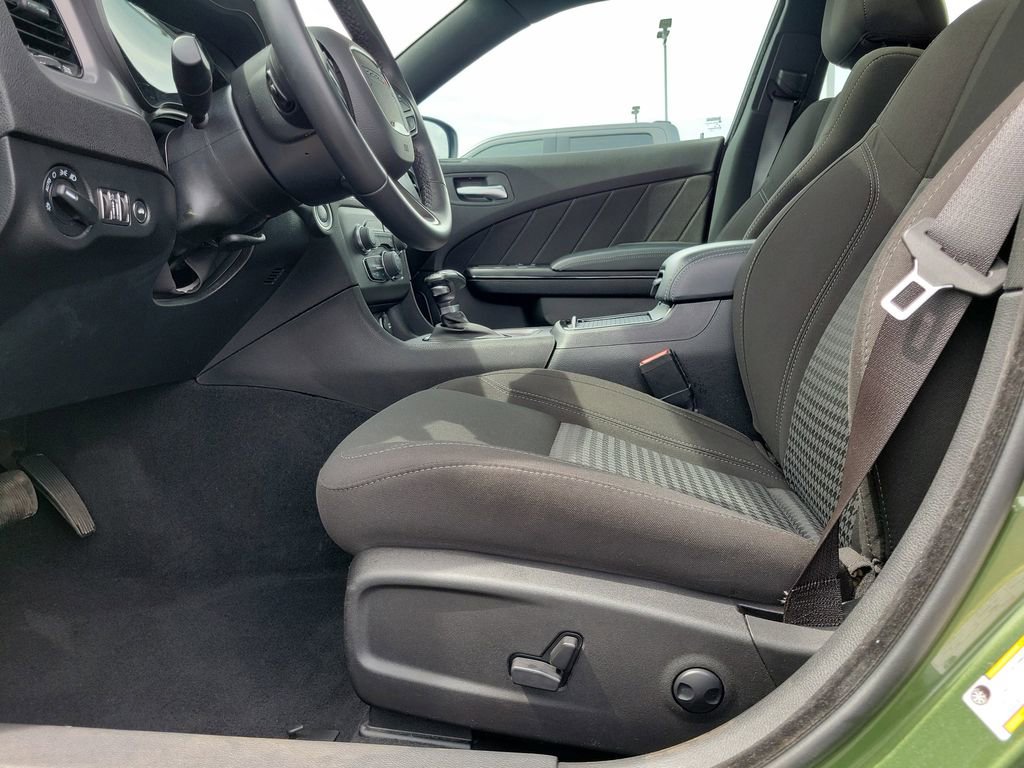 Used 2023 Dodge Charger SXT w/ Blacktop Package RWD image 18