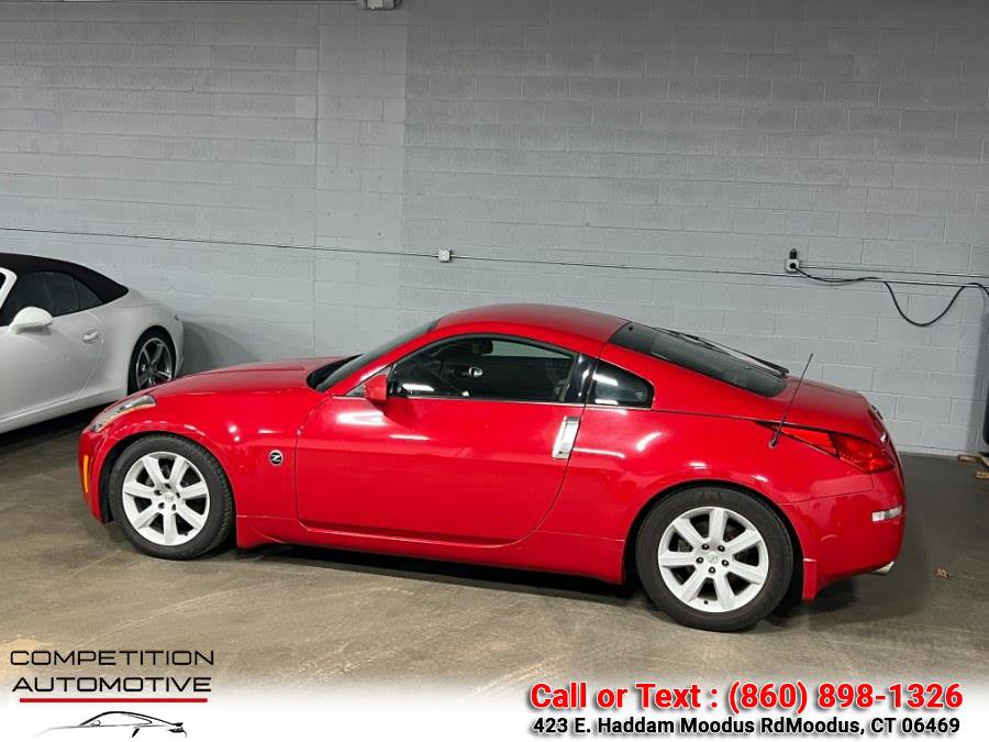 Used 2004 Nissan 350Z Enthusiast w/ Cargo Convenience Pkg image 3