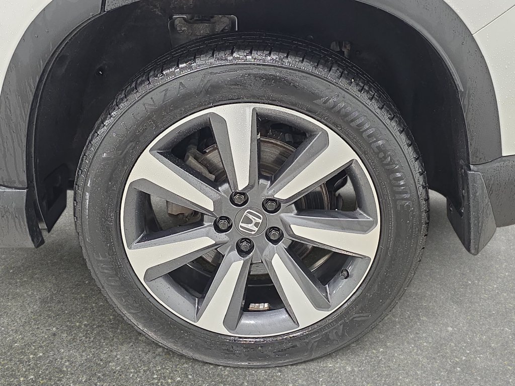 Used 2023 Honda Pilot Touring image 27