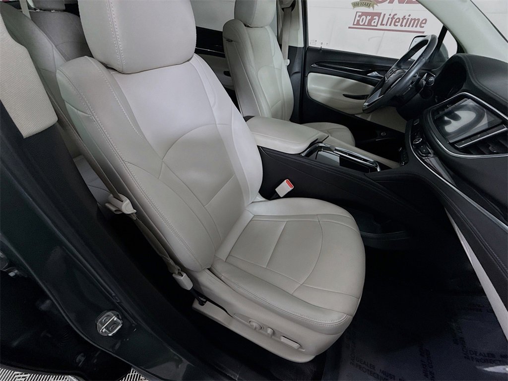 Used 2023 Buick Enclave Essence w/ Experience Buick Package image 33