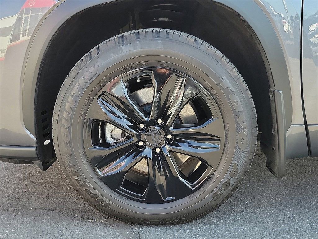 Used 2024 Toyota Highlander XLE image 33