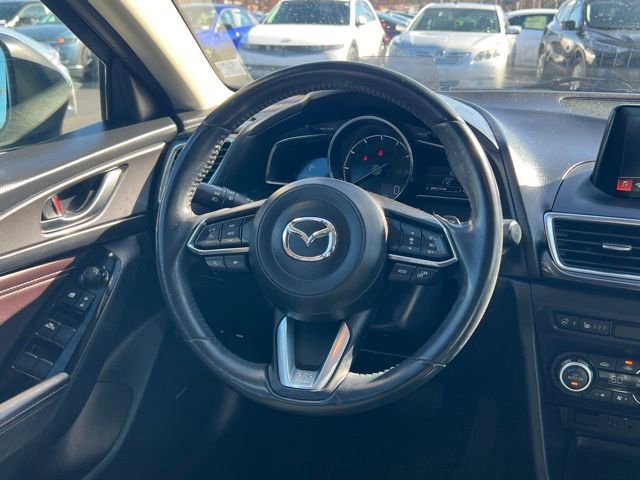 Used 2018 MAZDA MAZDA3 Grand Touring w/ Premium Equipment Package image 11