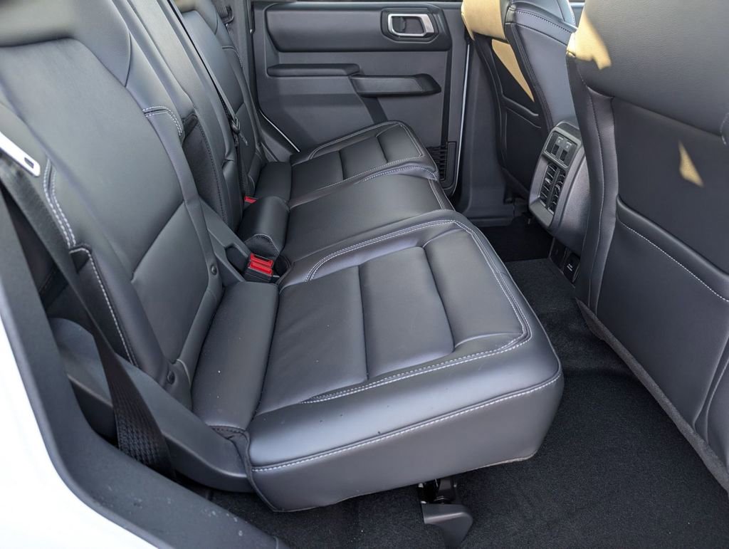 New 2026 Ford Bronco Outer Banks w/ Sasquatch Package image 42