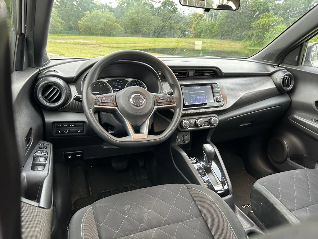 Used 2020 Nissan Kicks S FWD image 13