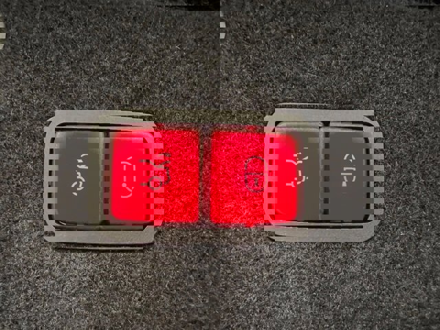 Used 2019 Mercedes-Benz S 560 4MATIC Sedan image 22