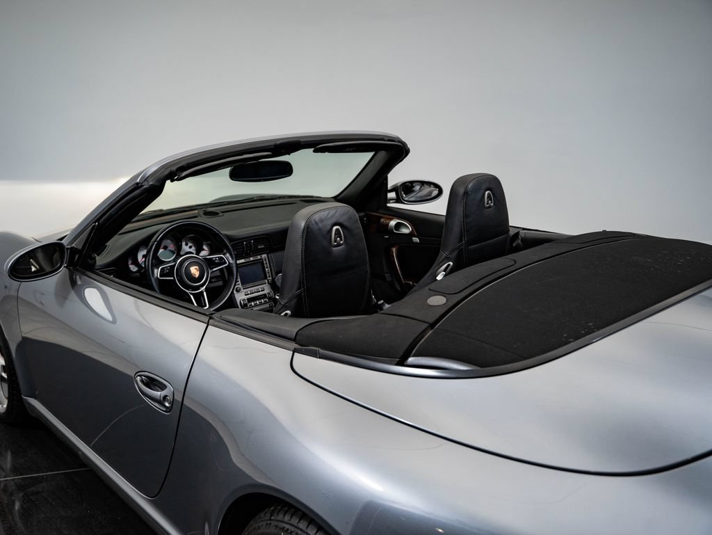 Used 2006 Porsche 911 Carrera S RWD image 23